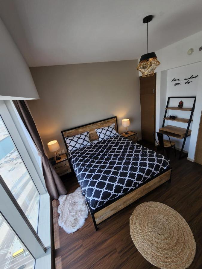 Апартаменти Cozy 1Br In Iconic Tower Абу-Дабі Екстер'єр фото