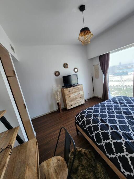 Апартаменти Cozy 1Br In Iconic Tower Абу-Дабі Екстер'єр фото
